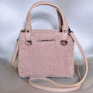 Like New 💖 Samantha Vega Small Pink Leather Teddy Handbag